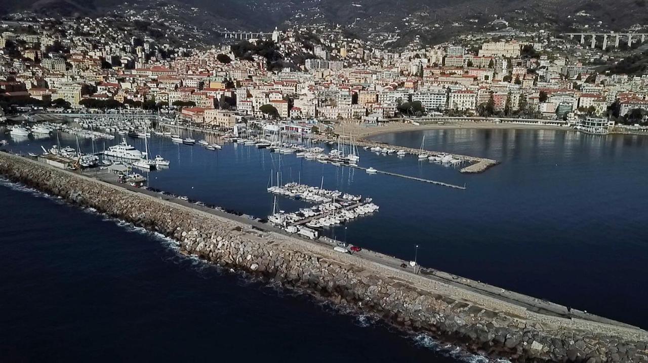 The Siva Apartments - Via Fiume, 29 Sanremo Luaran gambar